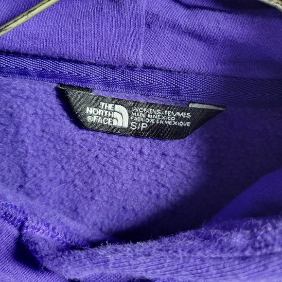 The North Face Pullover Hoodie Sweatshirt  Womens  Size Small  Purple - Picture 2 of 3